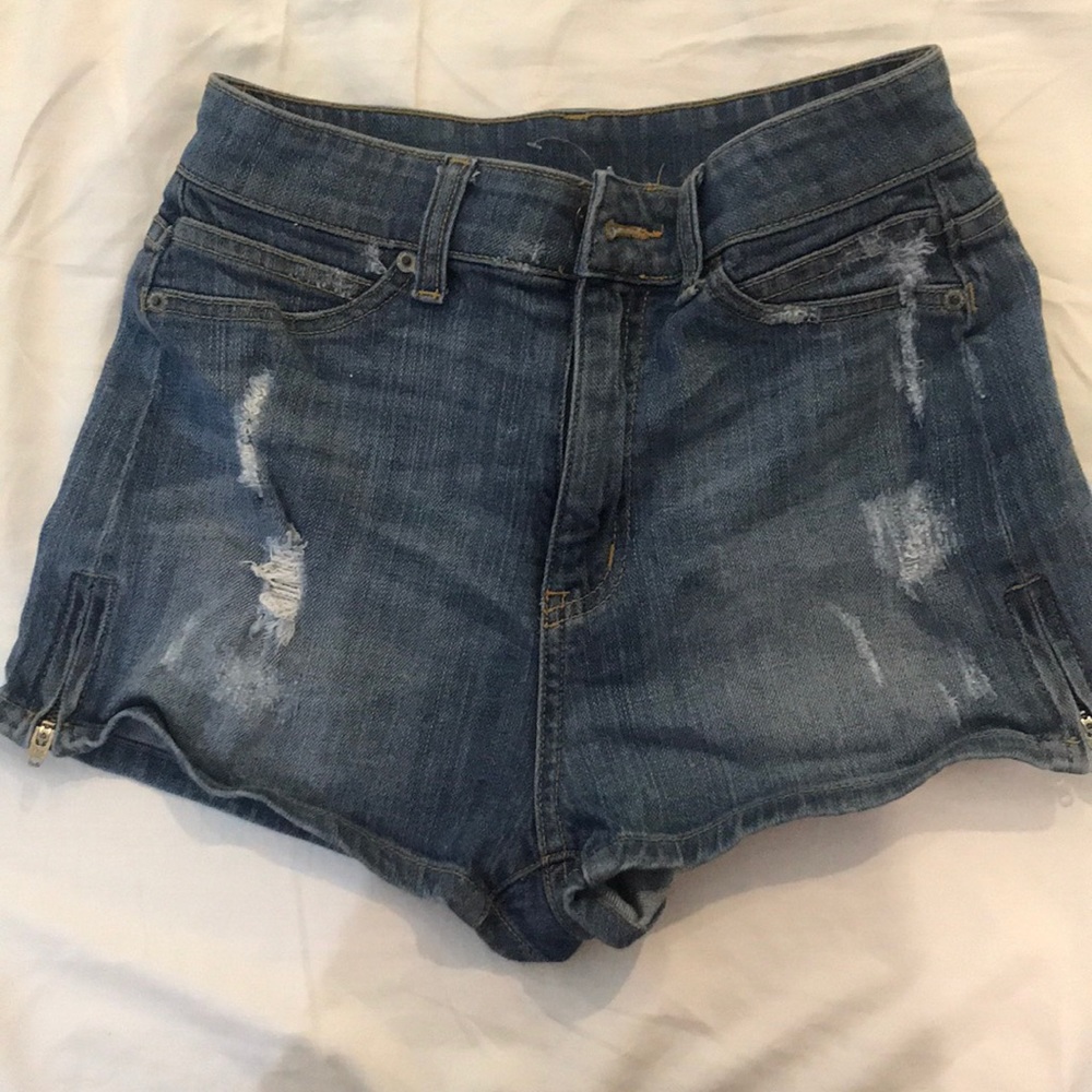 Carmar Jean shorts size 26
